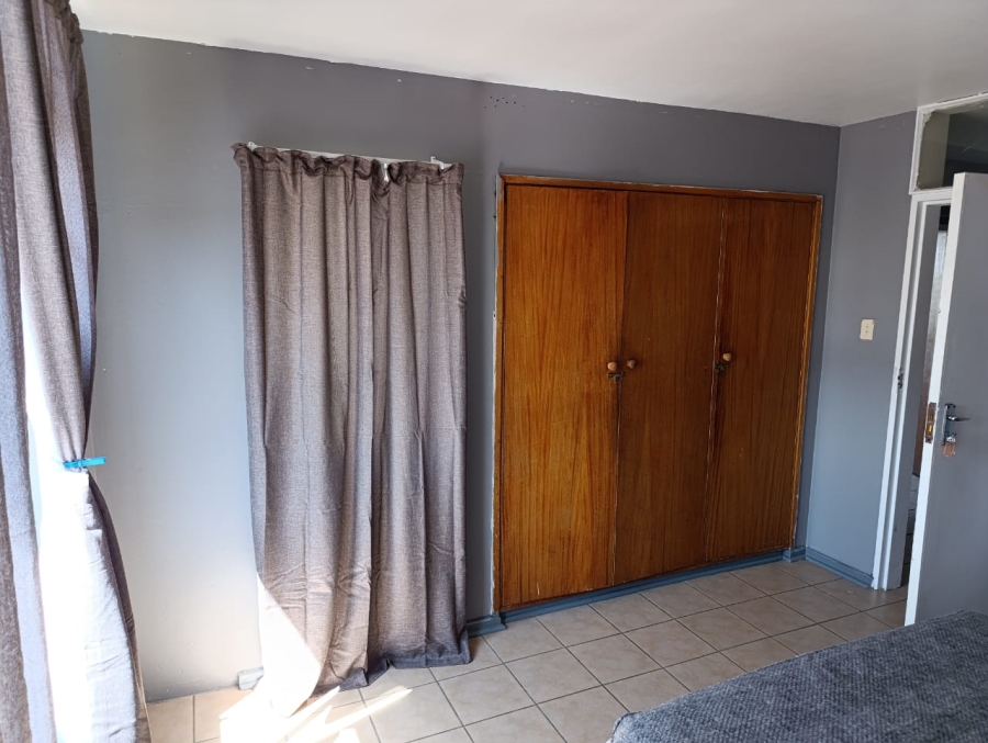 1 Bedroom Property for Sale in Navalsig Free State